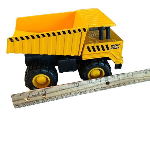 Vintage 1998 Soma Mighty Wheels 7''X 4.5” Die Cast Yellow Dump Truck Great Shape - Picture 12 of 13
